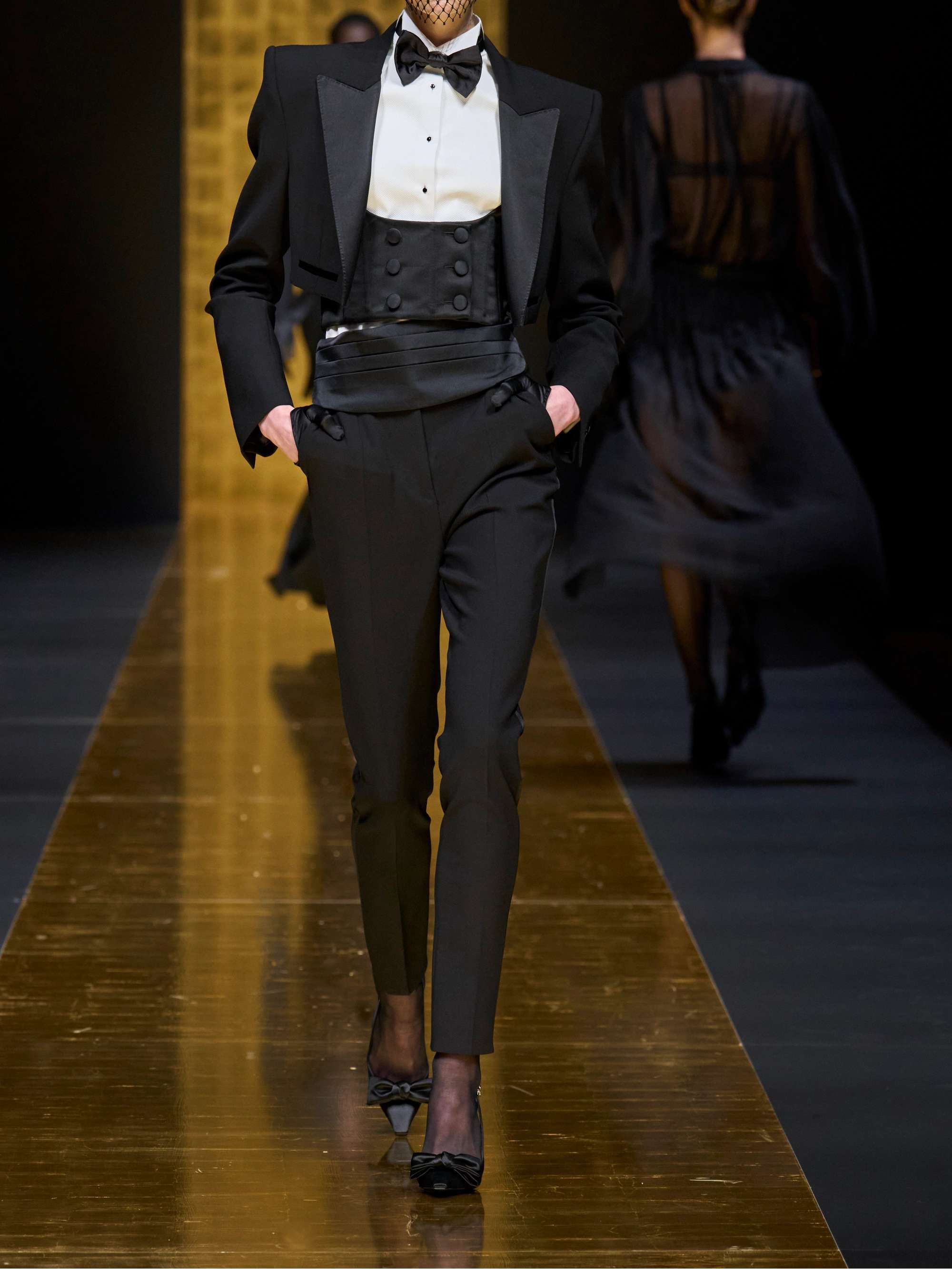 Cropped satin-trimmed wool-blend gabardine blazer view