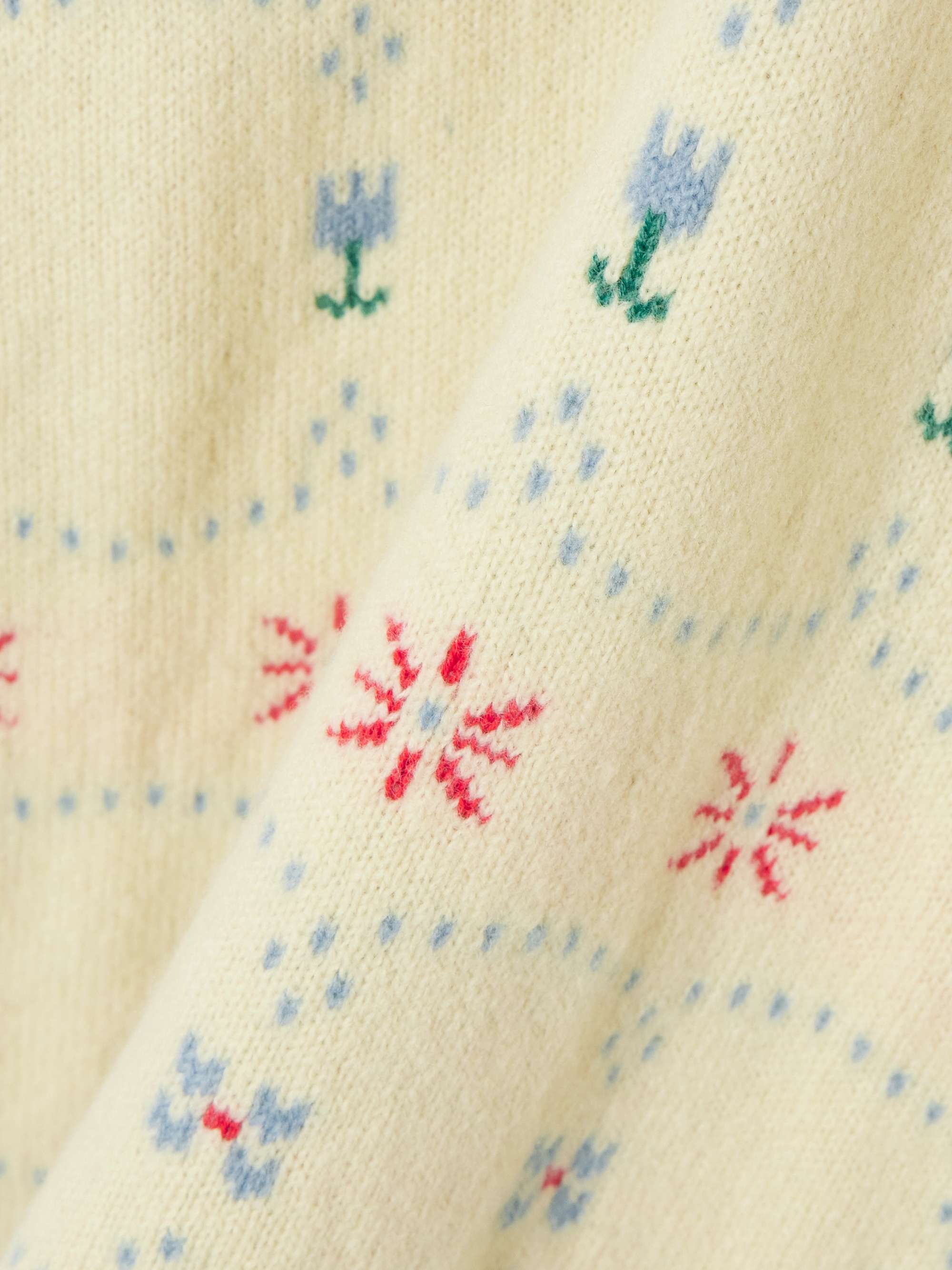 Cashmere and silk-blend jacquard vest view