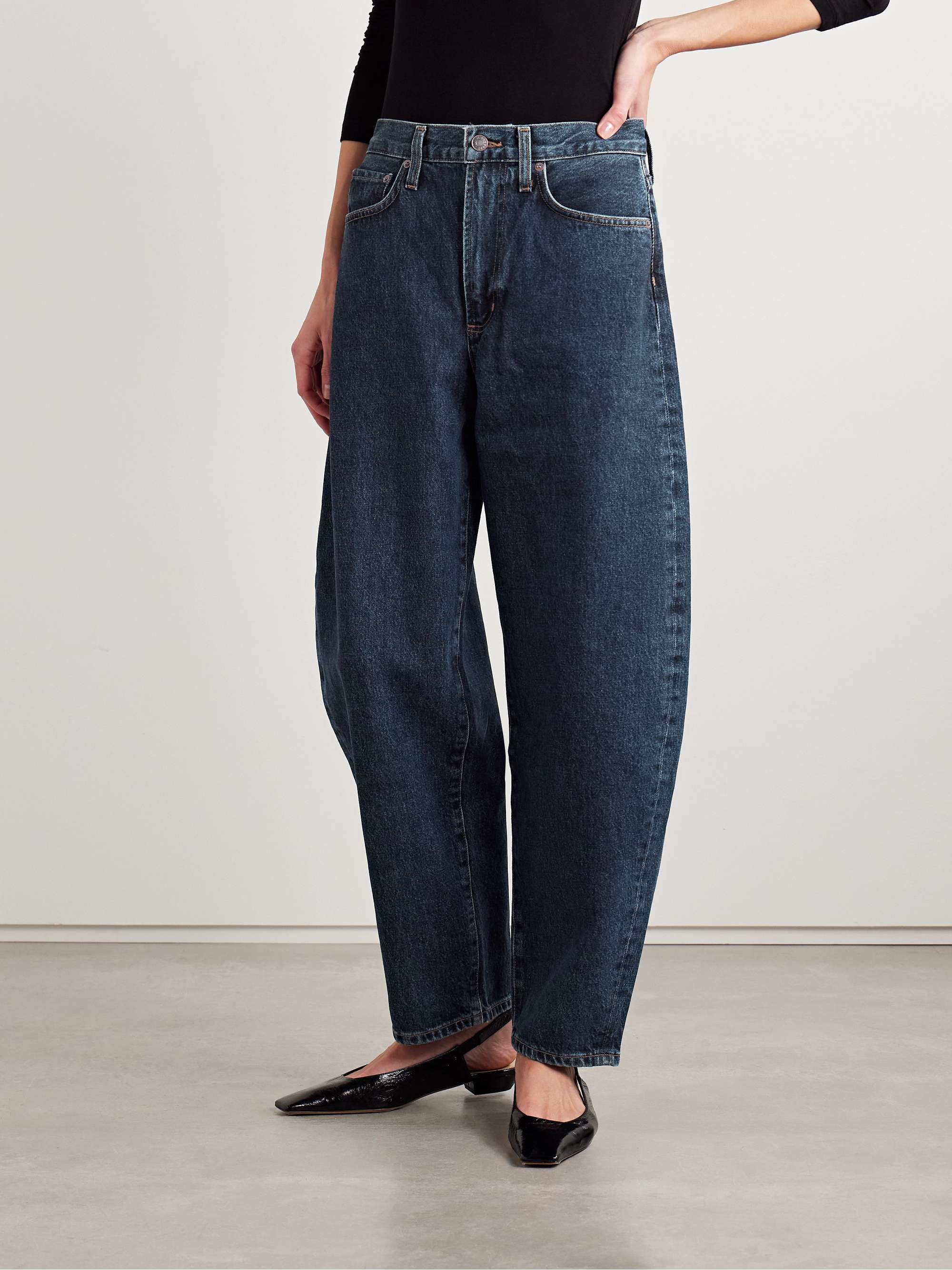 Balloon high-rise barrel-leg jeans view