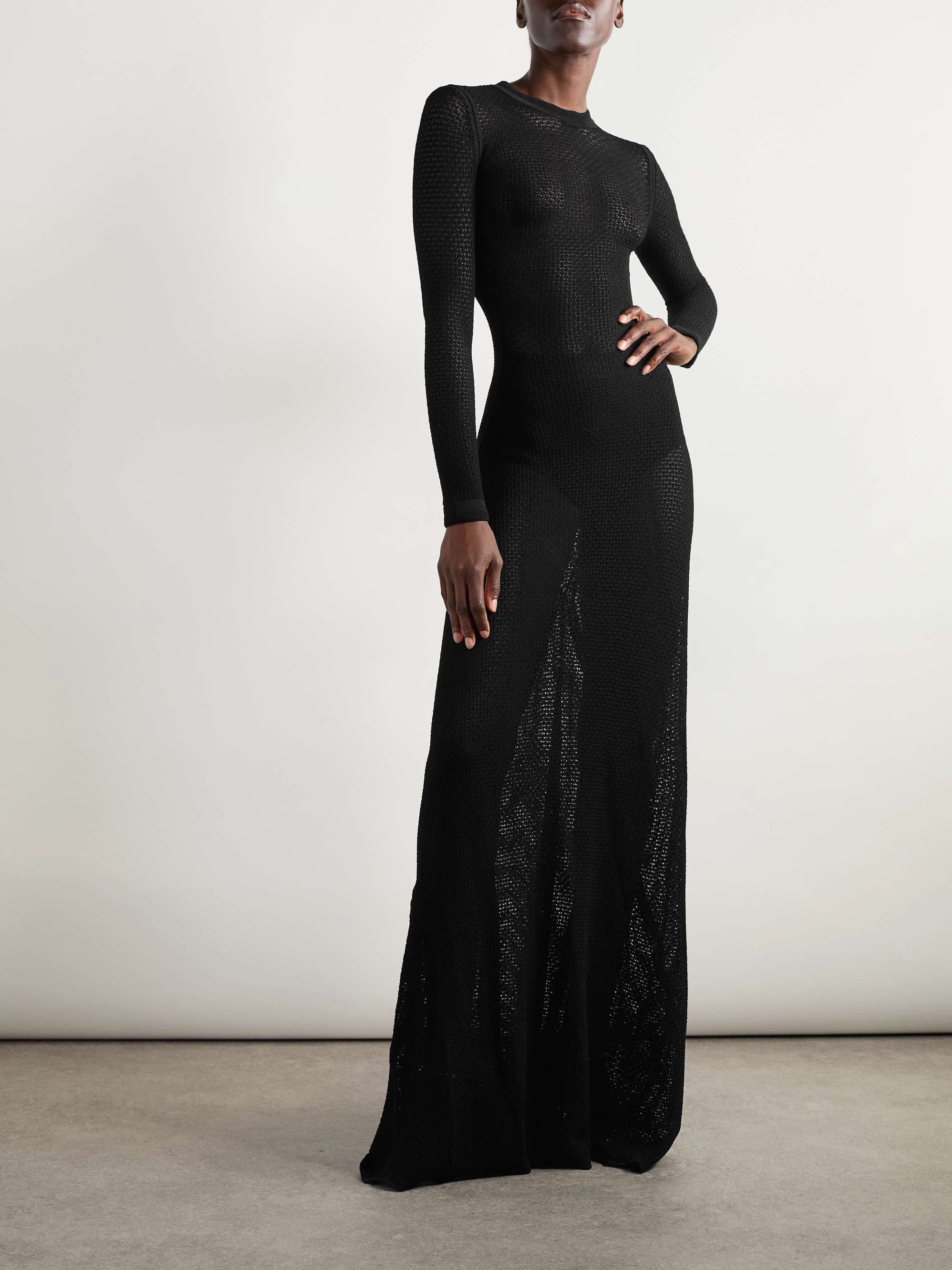 Open-knit gown view