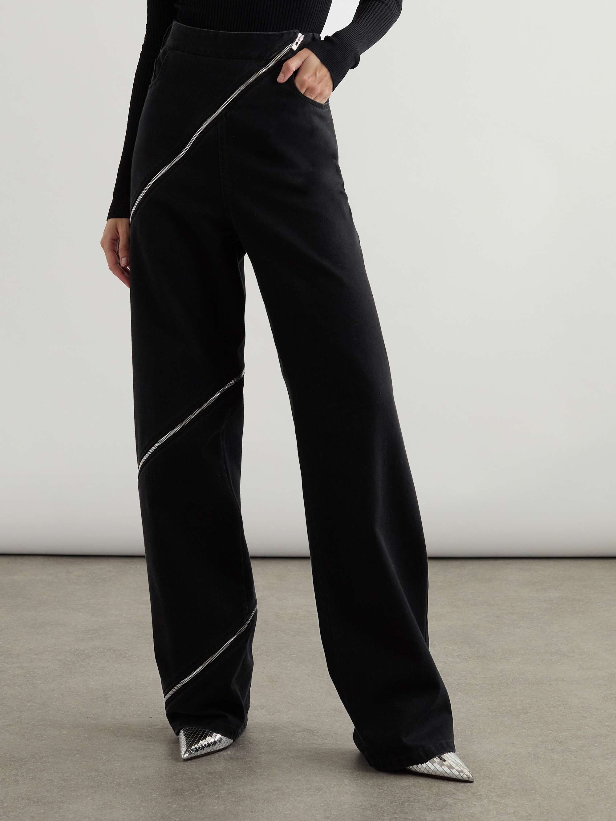 Zip-embellished wide-leg jeans view