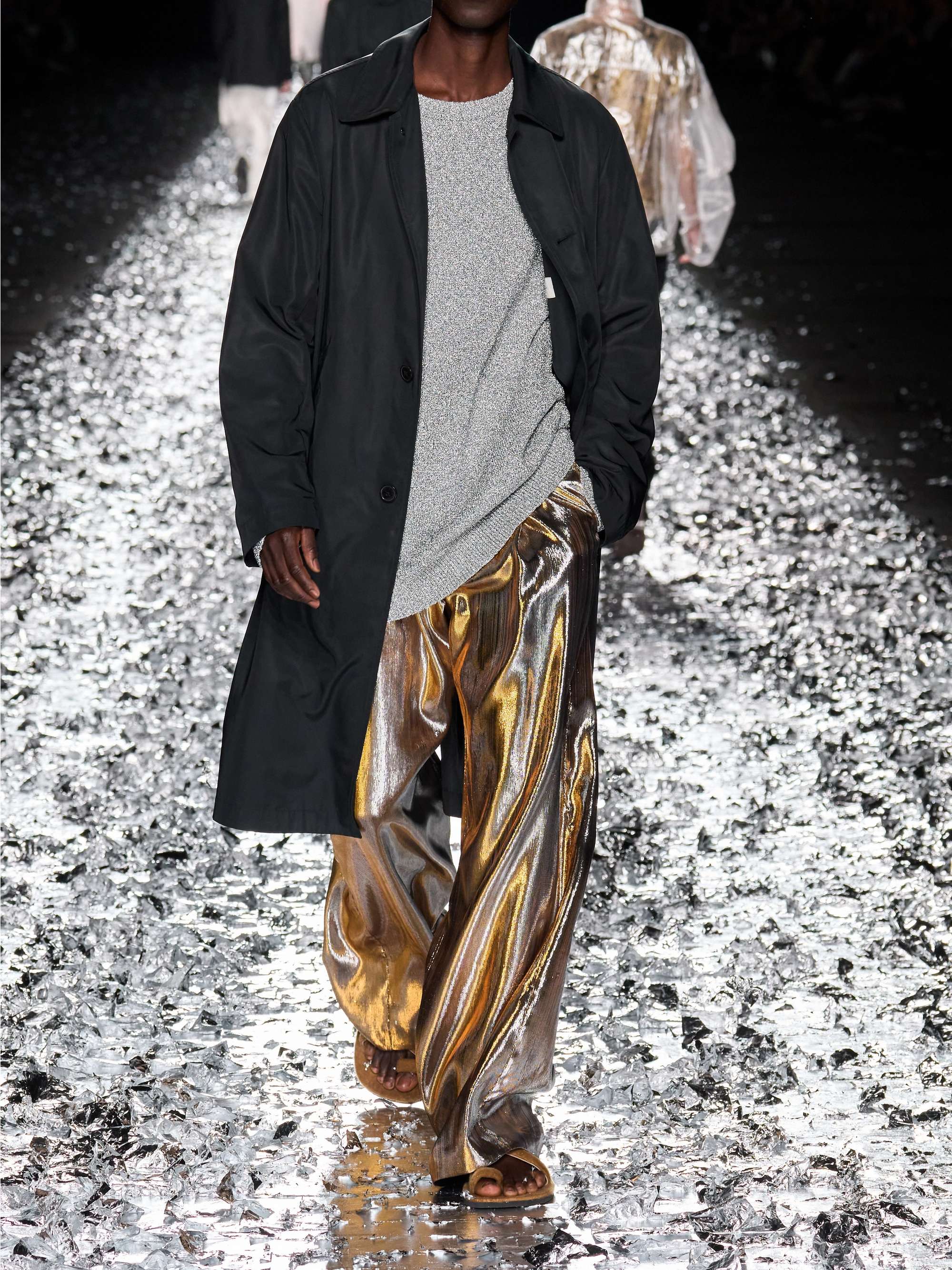 Oversized metallic knitted sweater view