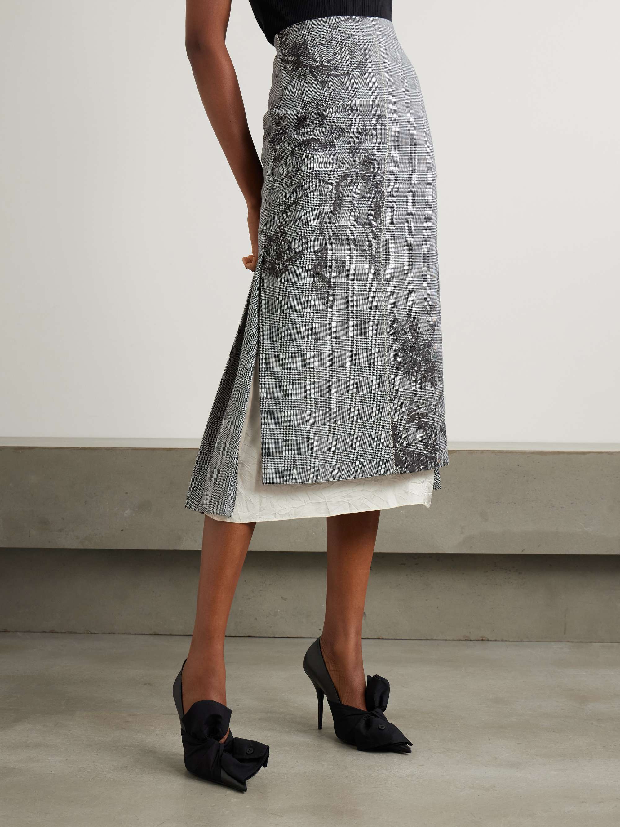 Pleated Prince of Wales floral-print recycled woven midi skirt view