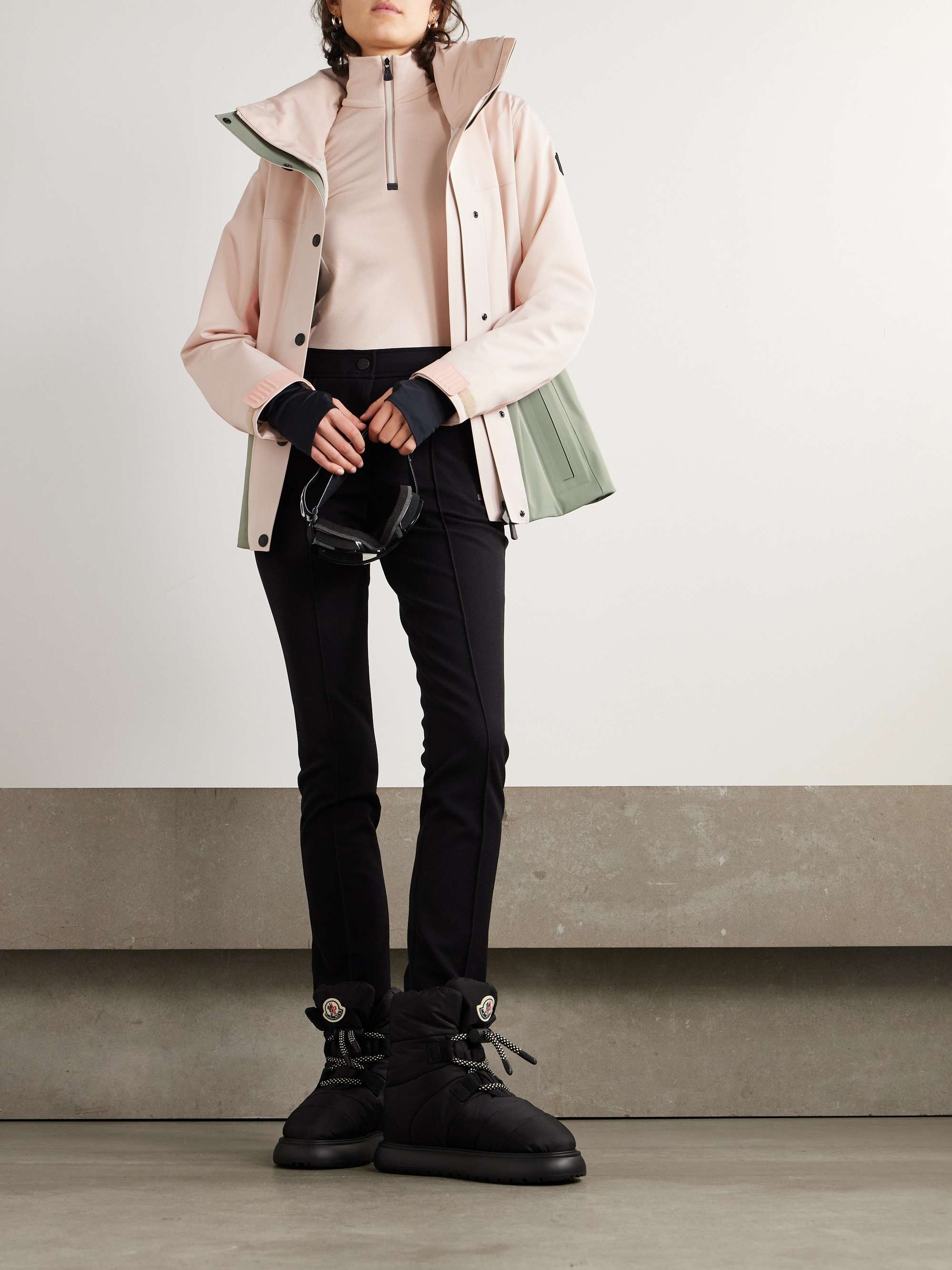 Color-block stretch-jersey base layer view
