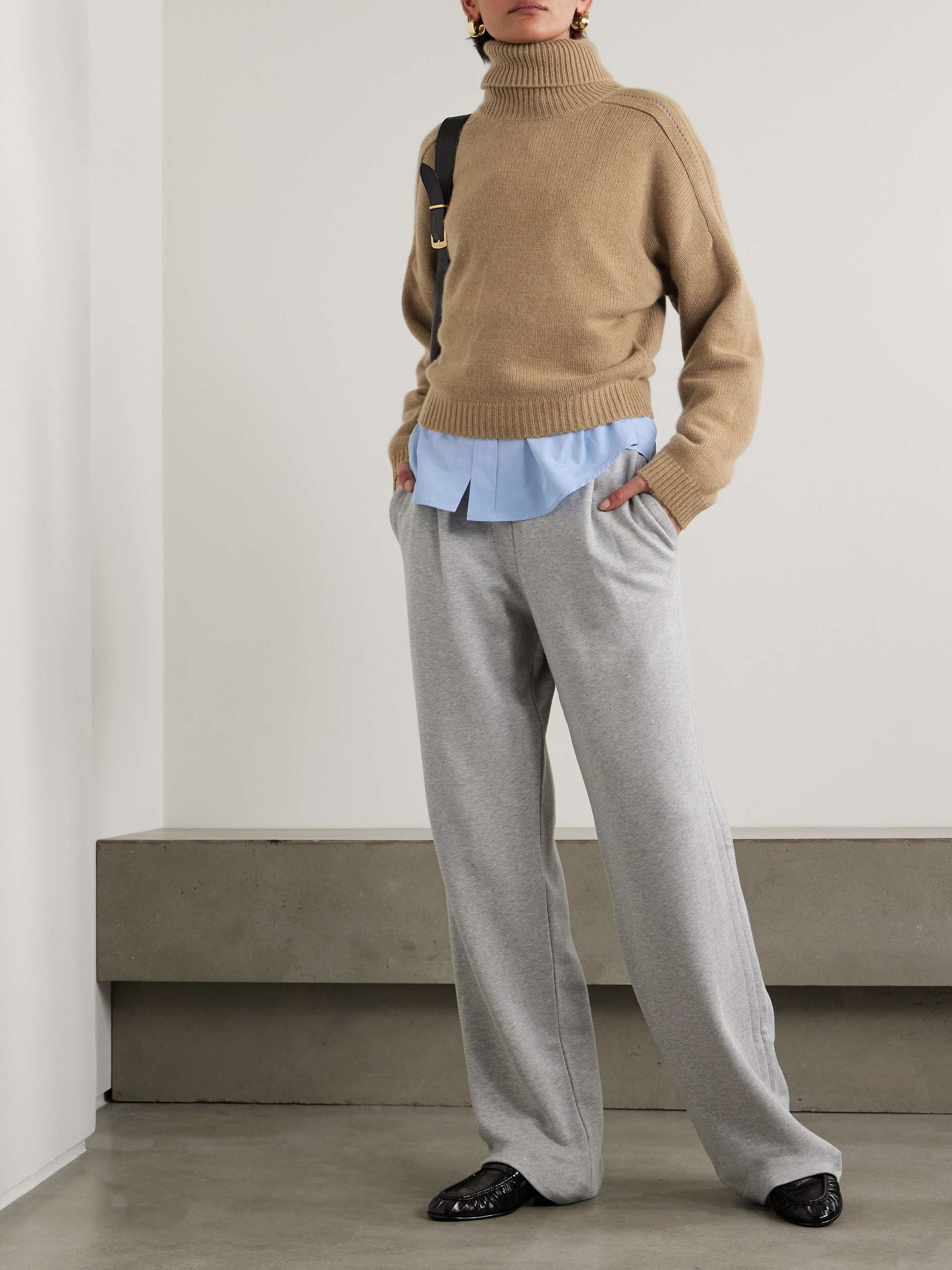 Bangkok ribbed organic cashmere turtleneck sweater view