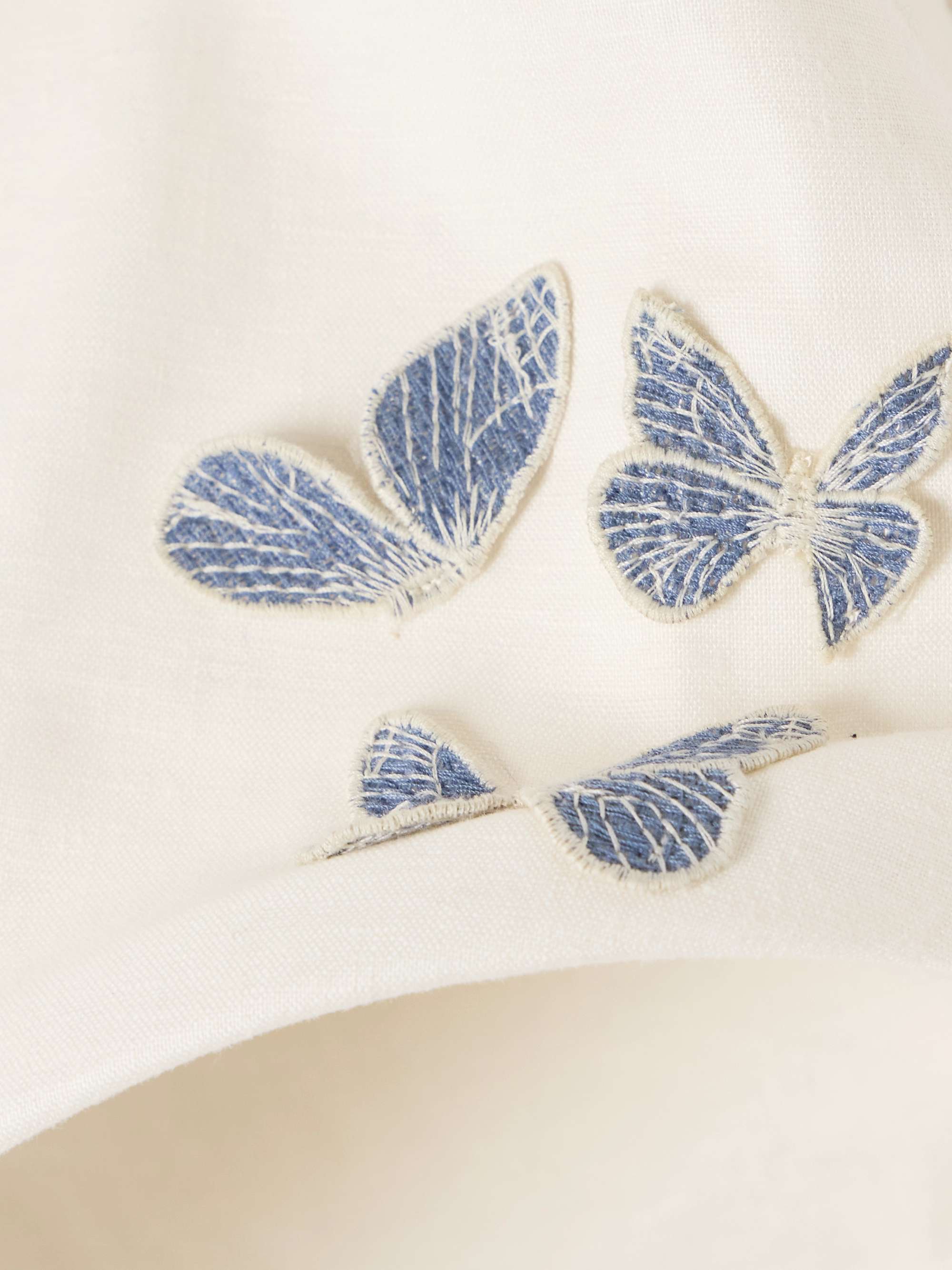 Gatti appliquéd linen shorts view