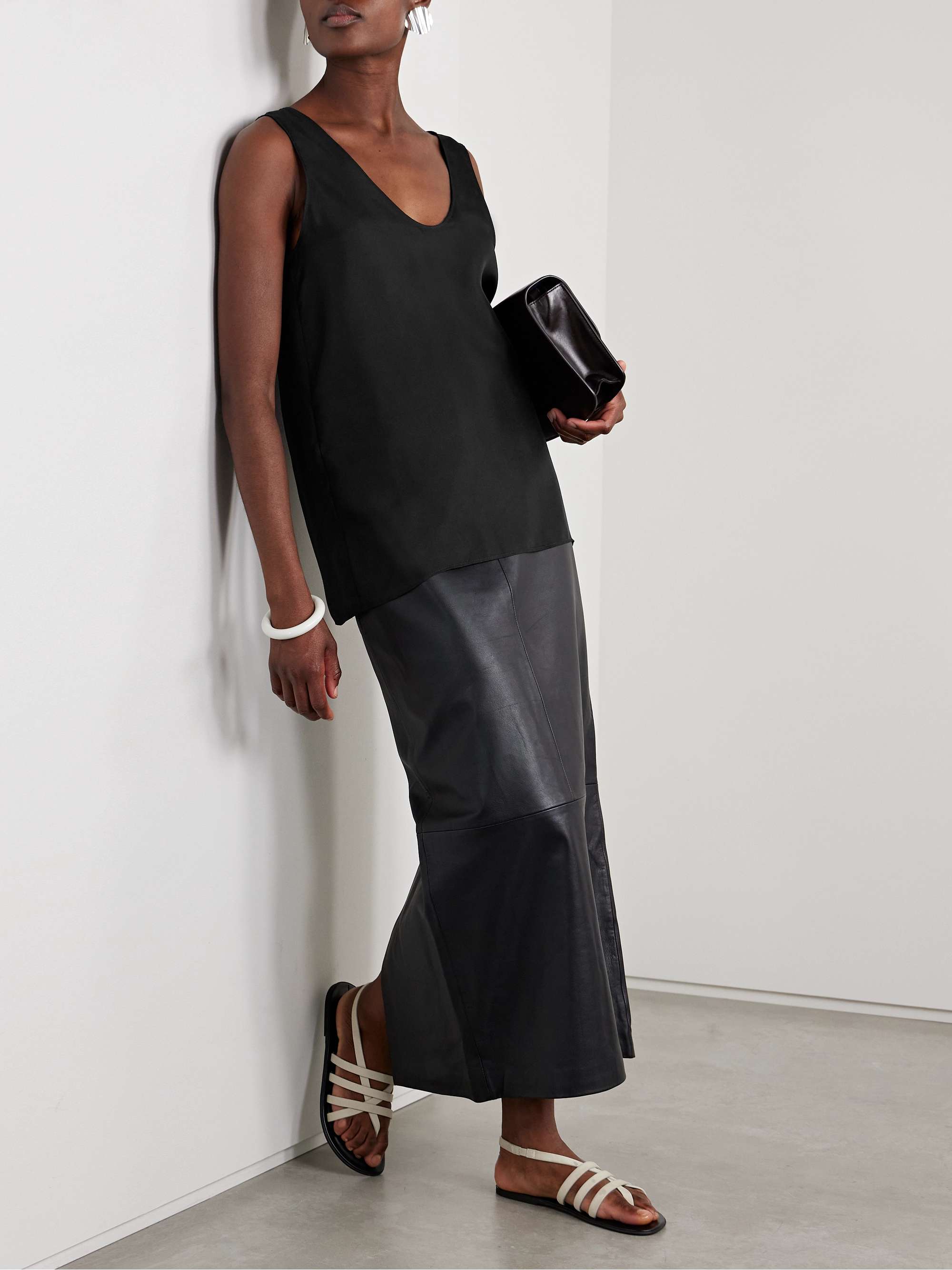 Silk-twill tank view