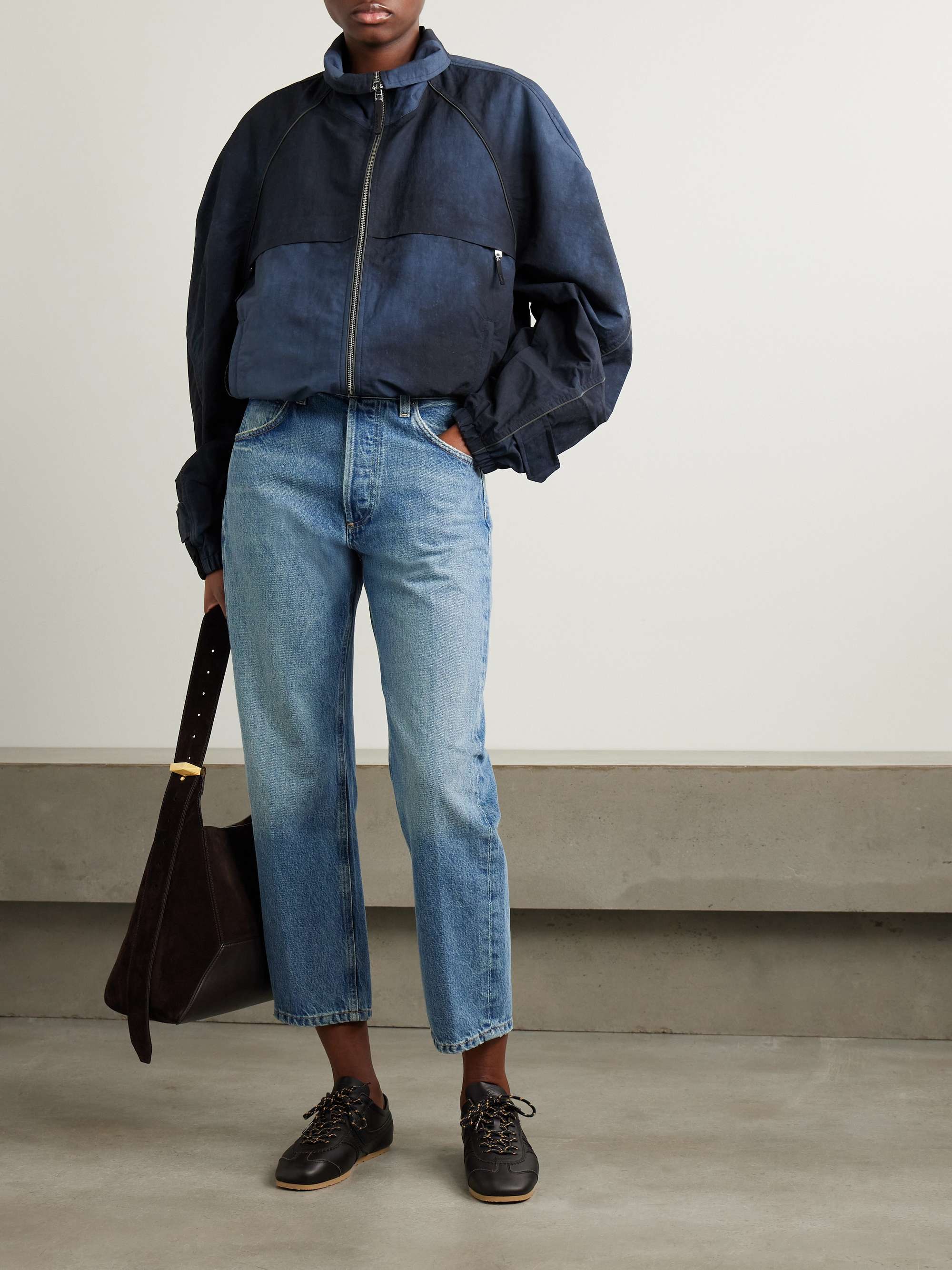 Winslow cropped mid-rise tapered jeans view