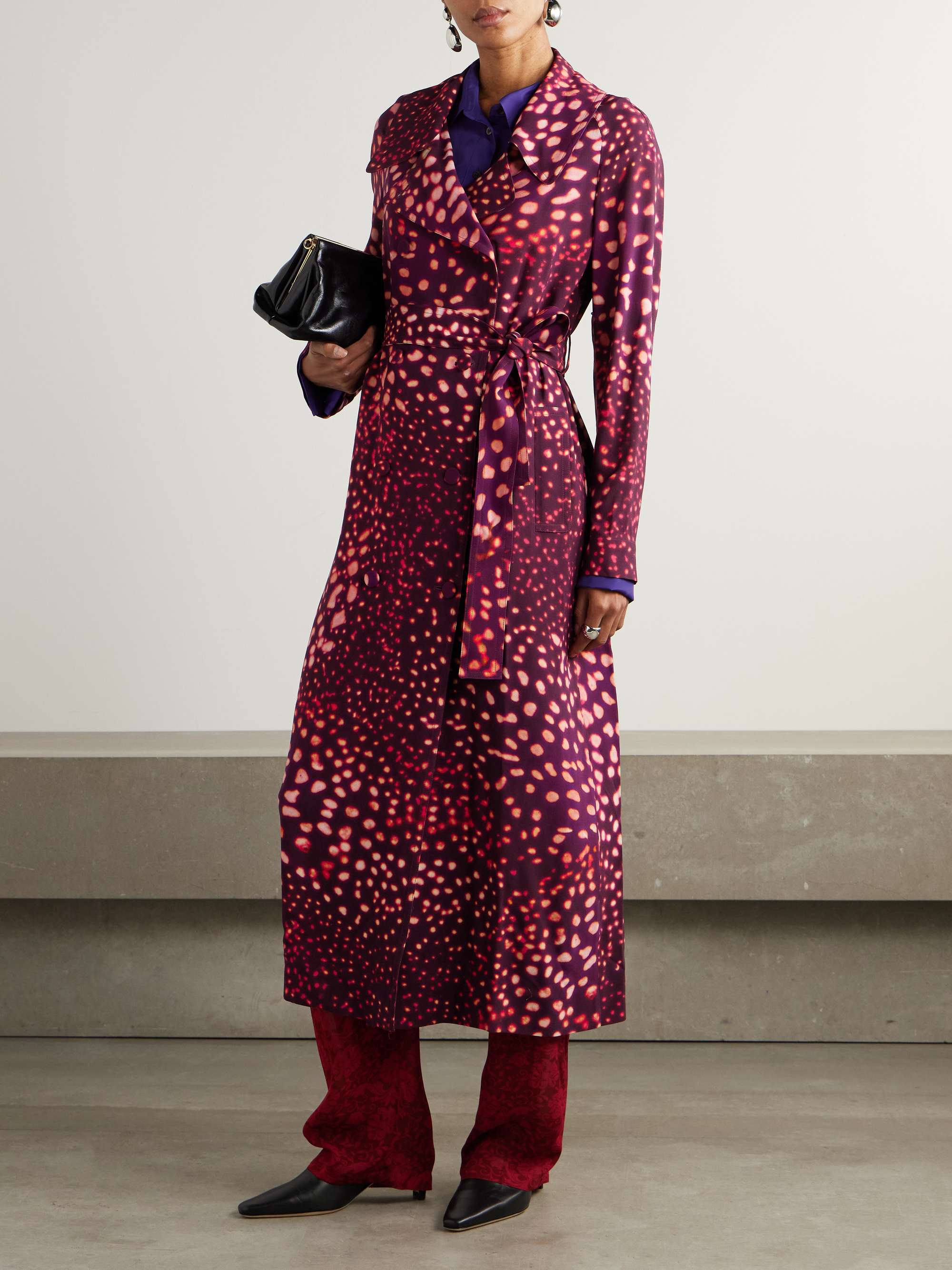 Double-breasted belted printed crepe trench coat view