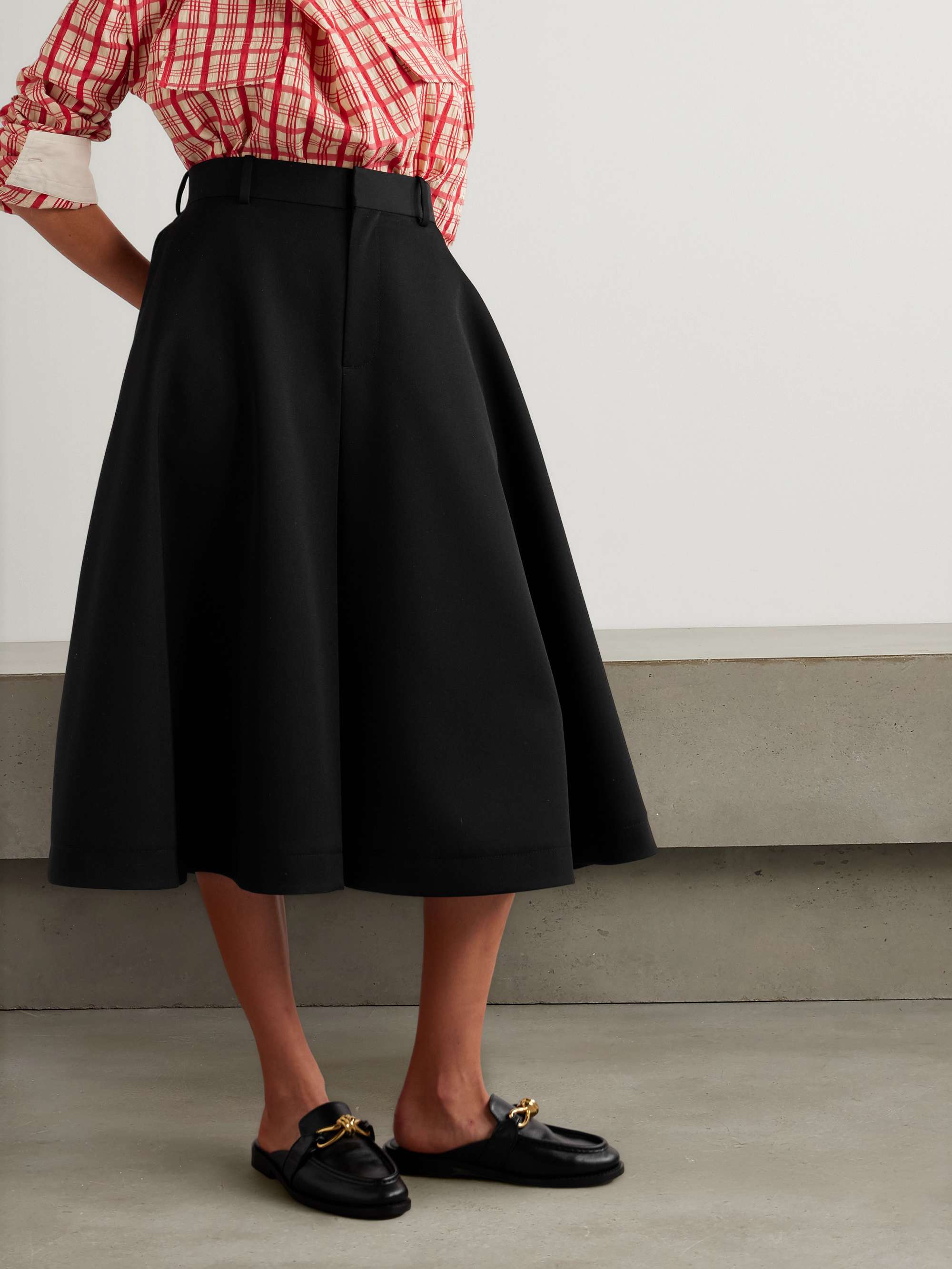 Grain de poudre wool midi skirt view