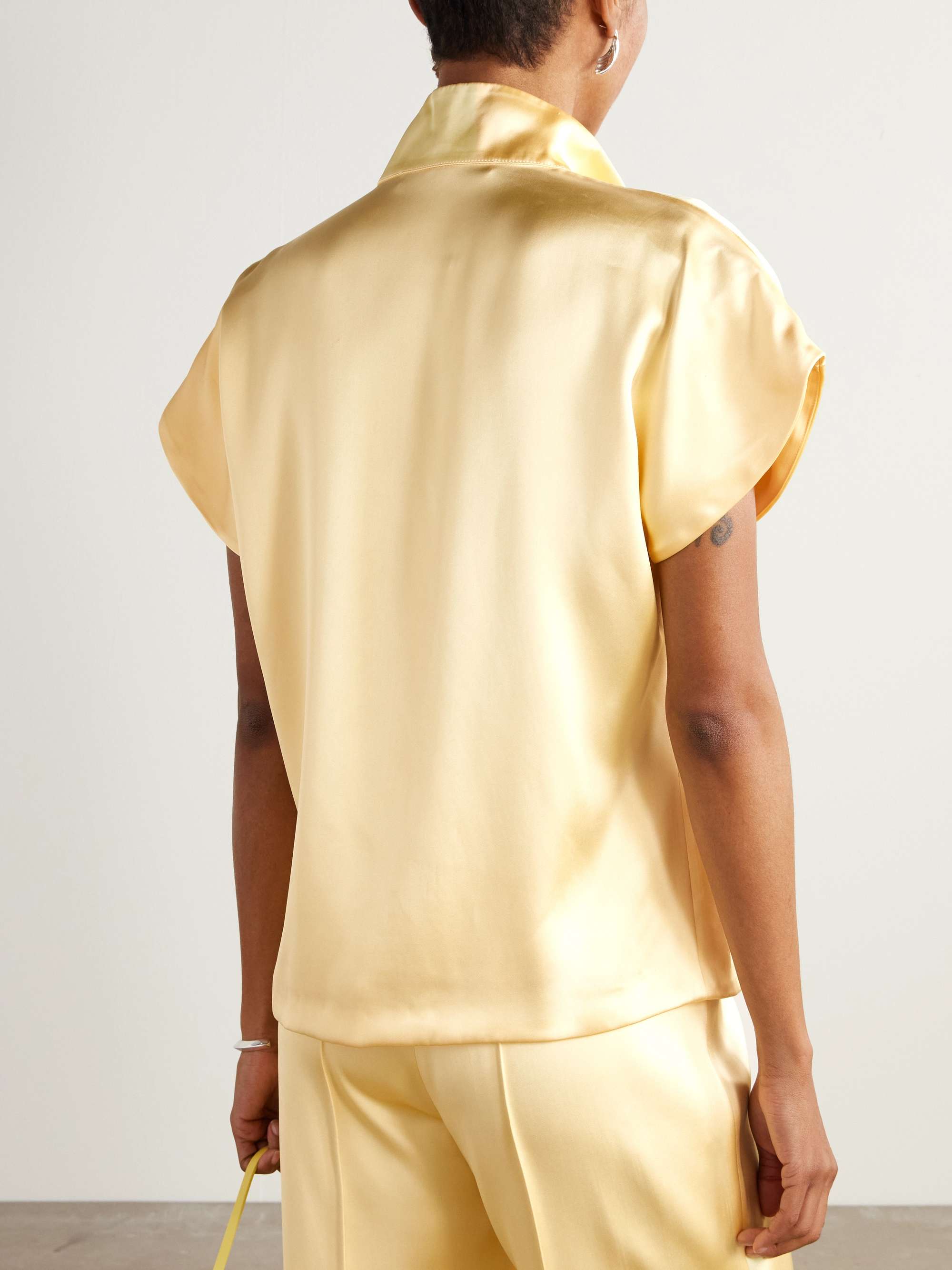 Satin shirt view