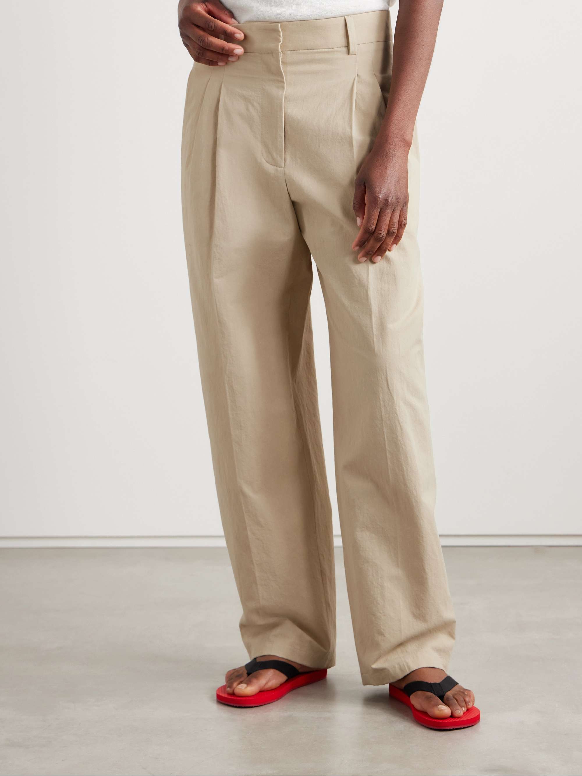 Lilas pleated cotton-blend twill tapered pants view