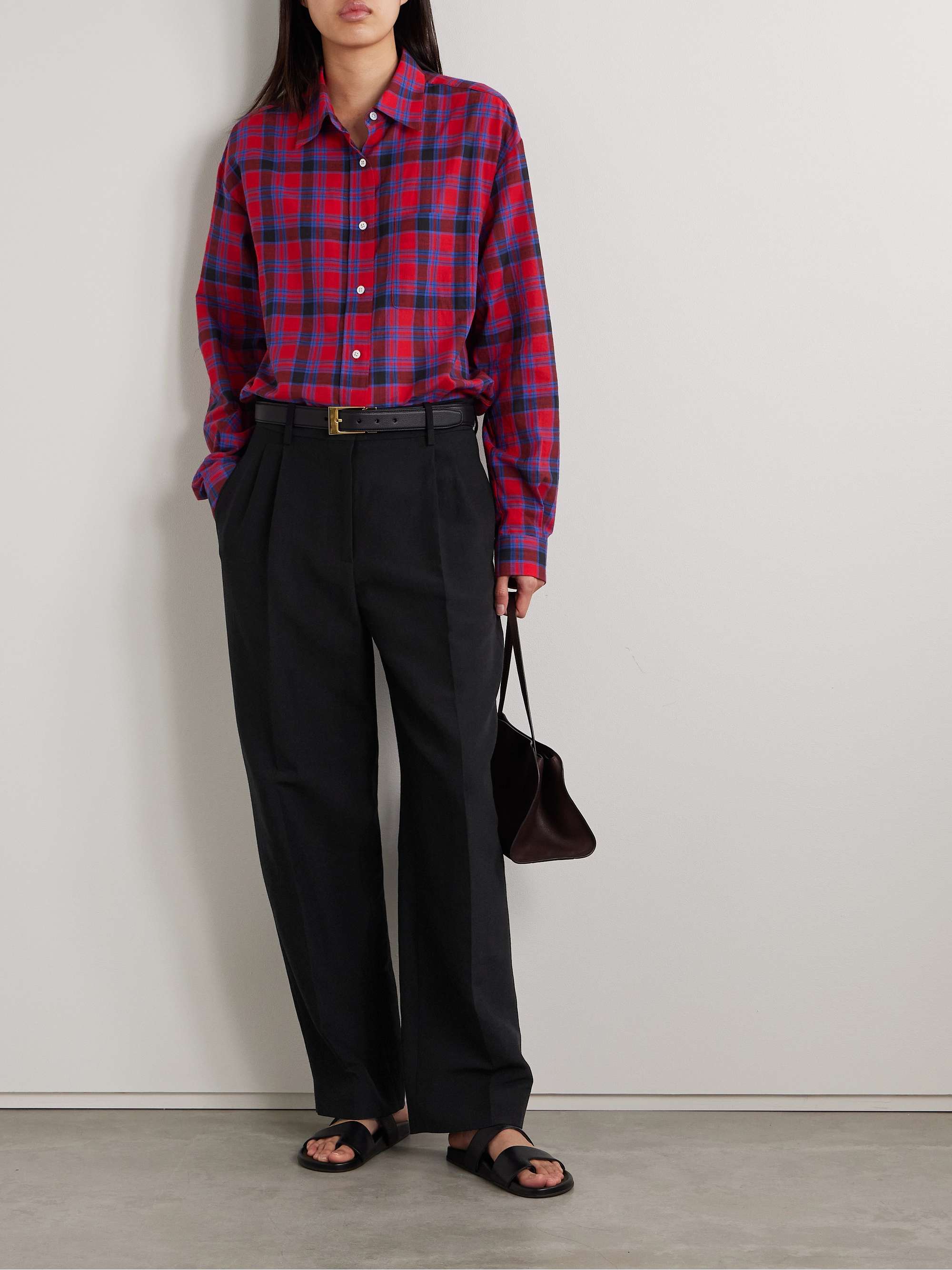 Lilas pleated wool-blend twill tapered pants view
