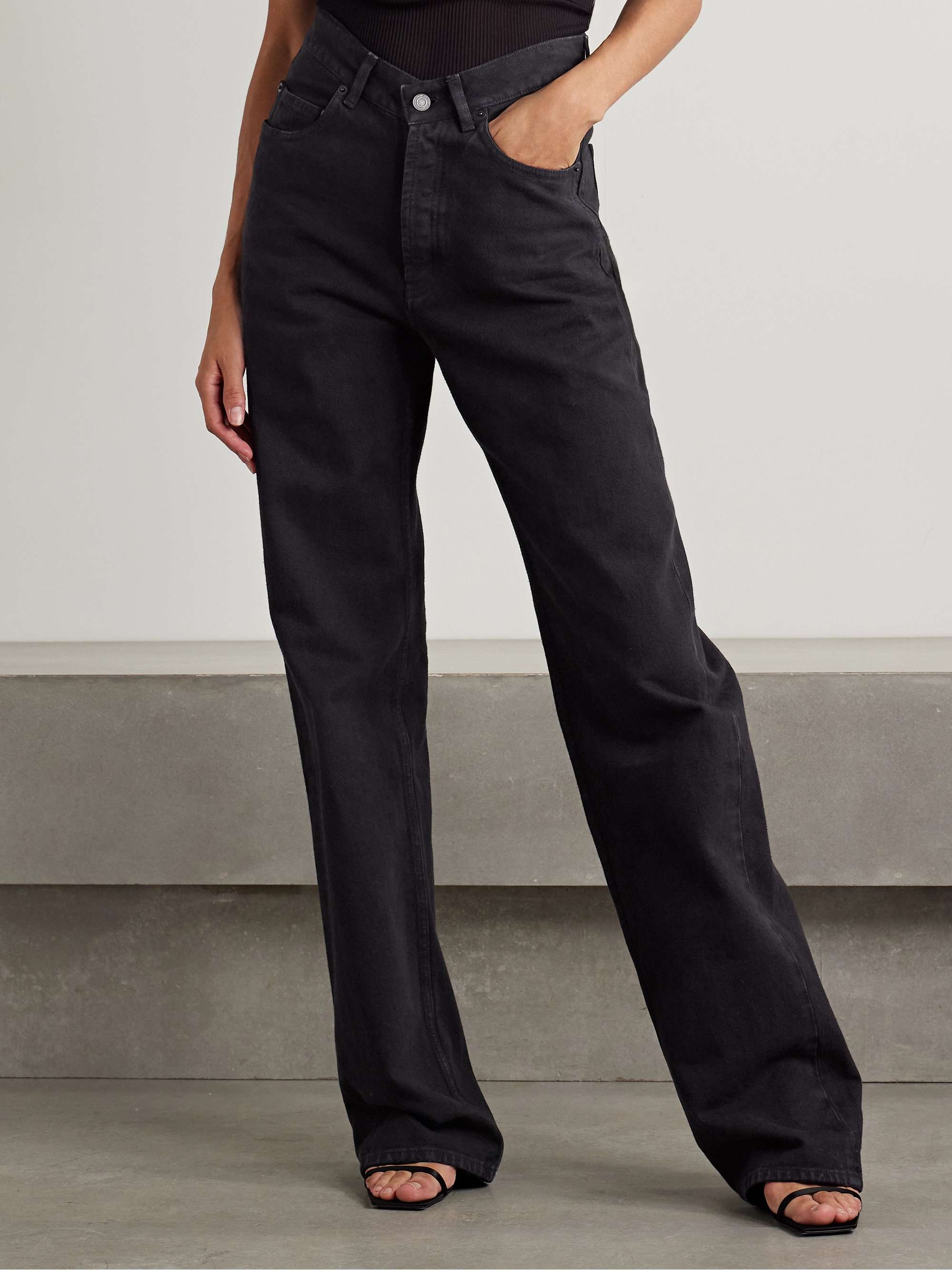 High-rise jeans view