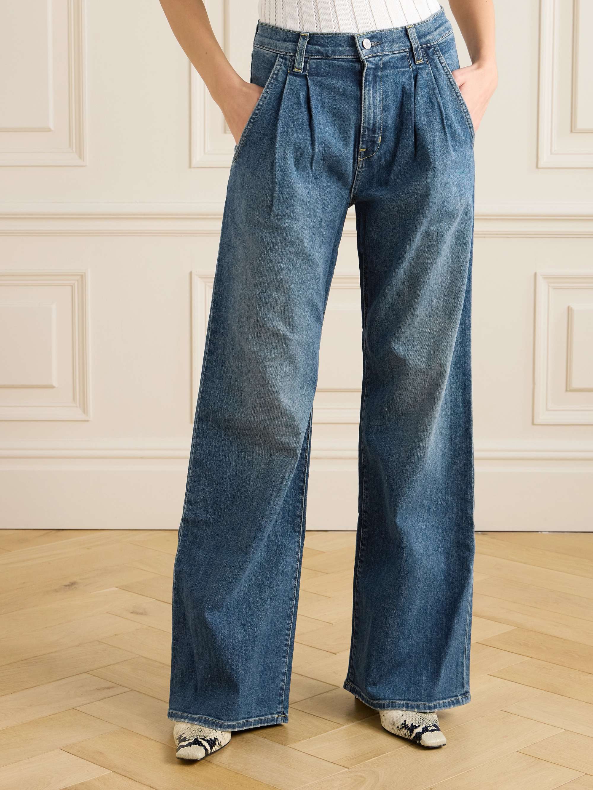 Flora pleated high-rise wide-leg jeans view