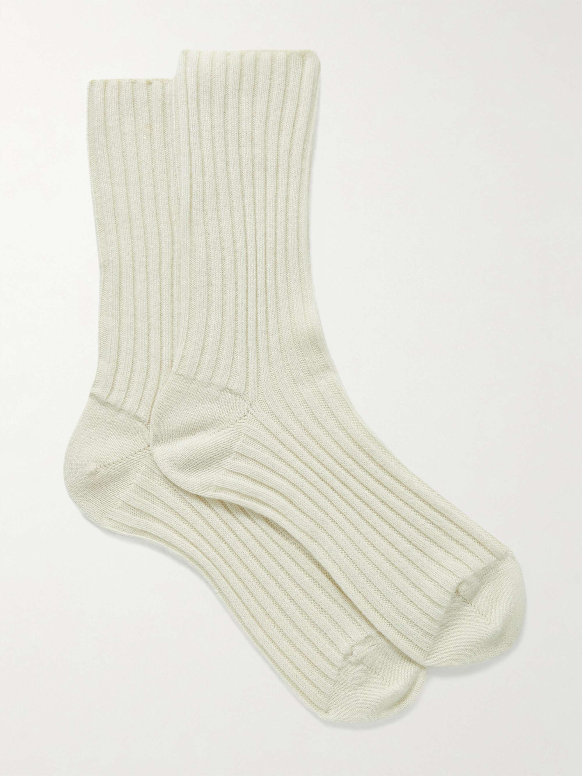Ribbed cashmere socks view