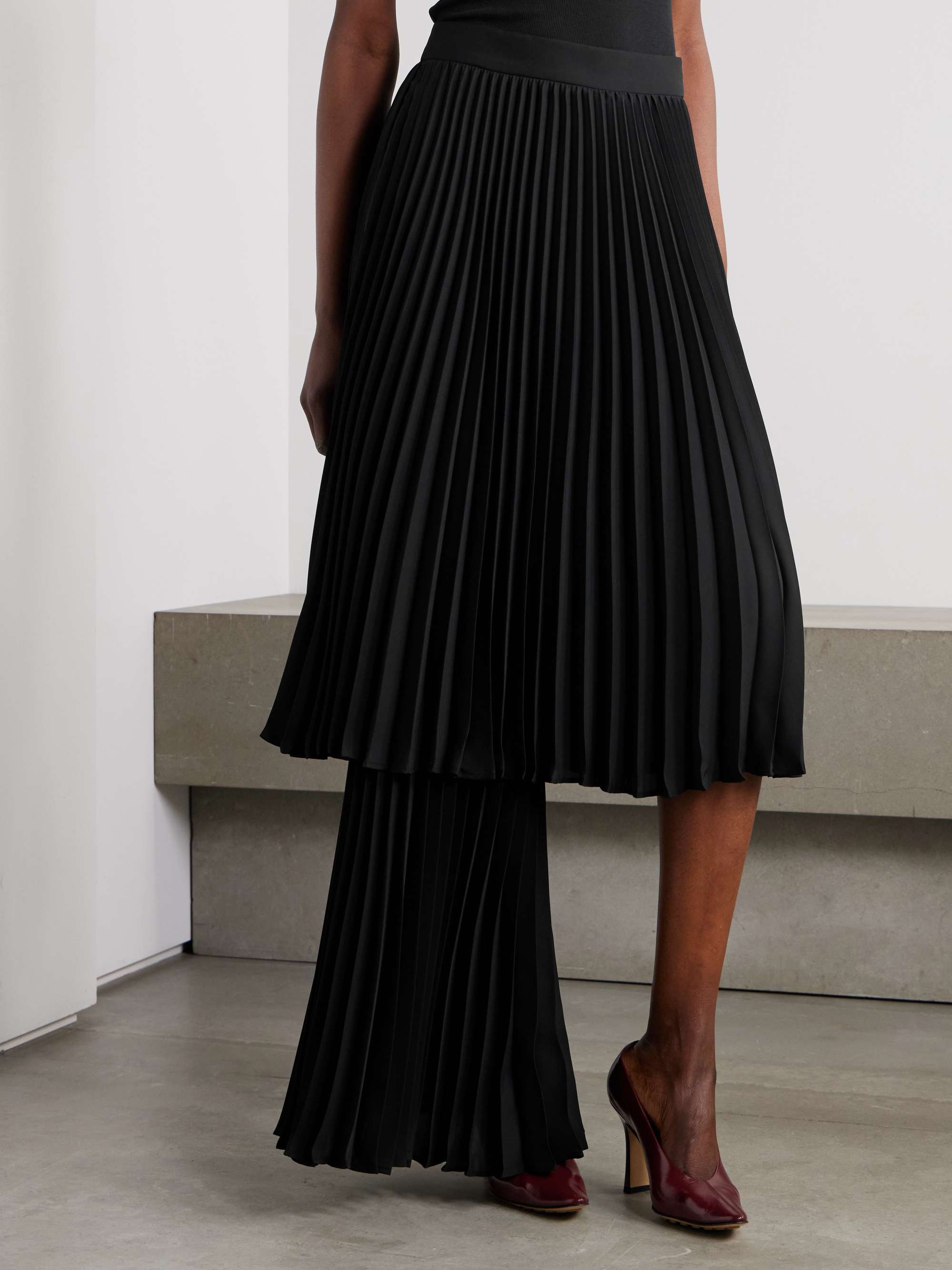 Layered pleated twill midi skirt view