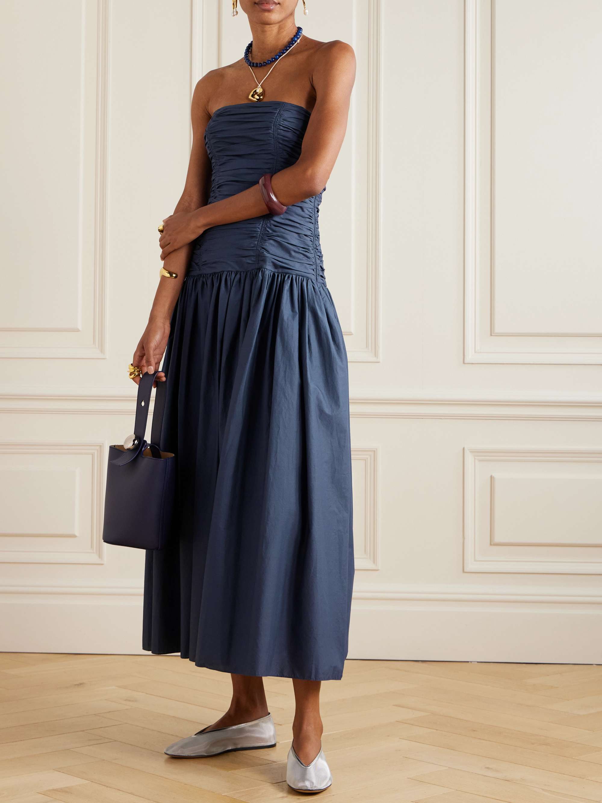 Strapless ruched organic cotton-poplin midi dress view