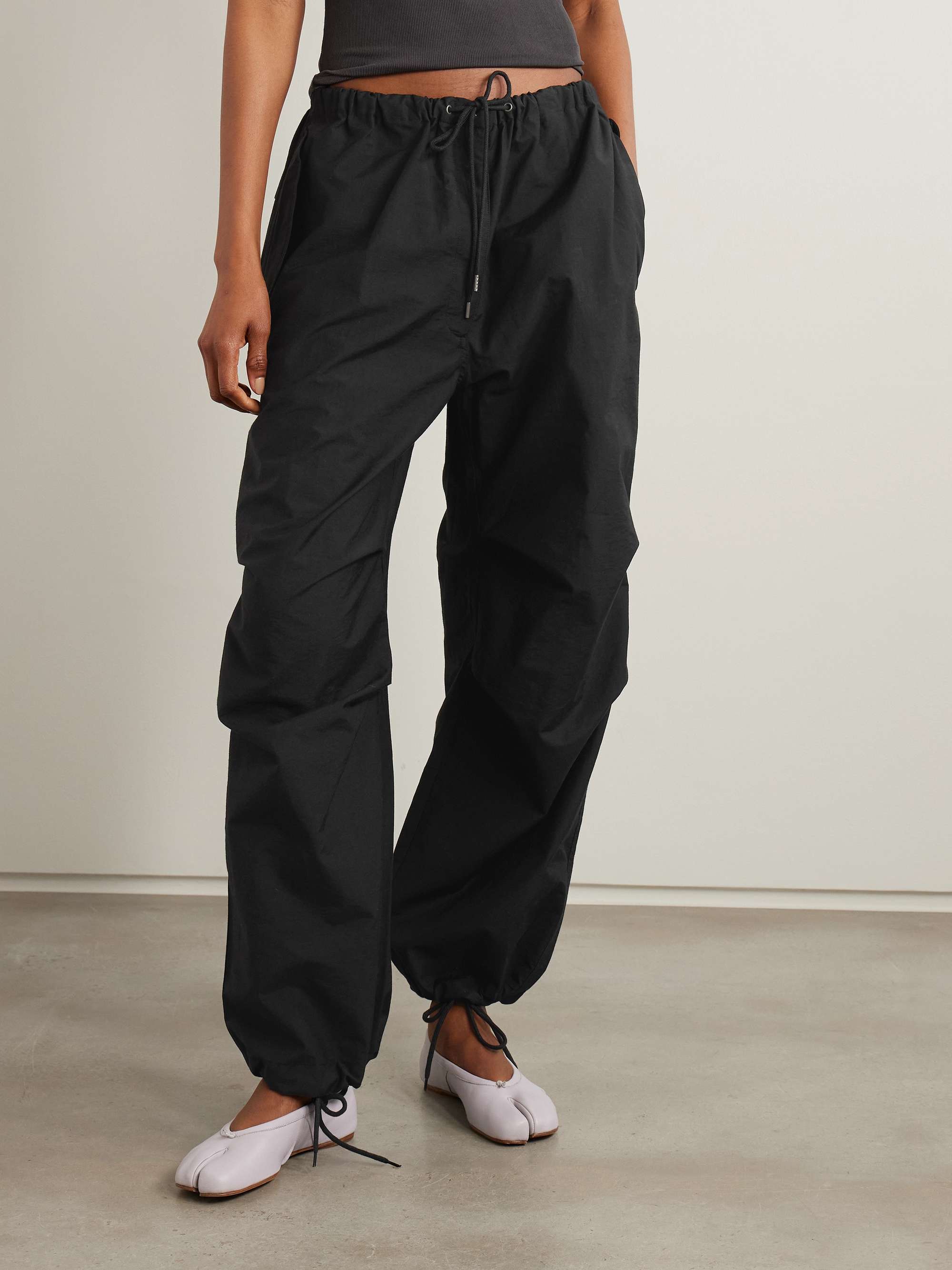 Cotton-blend wide-leg cargo pants view