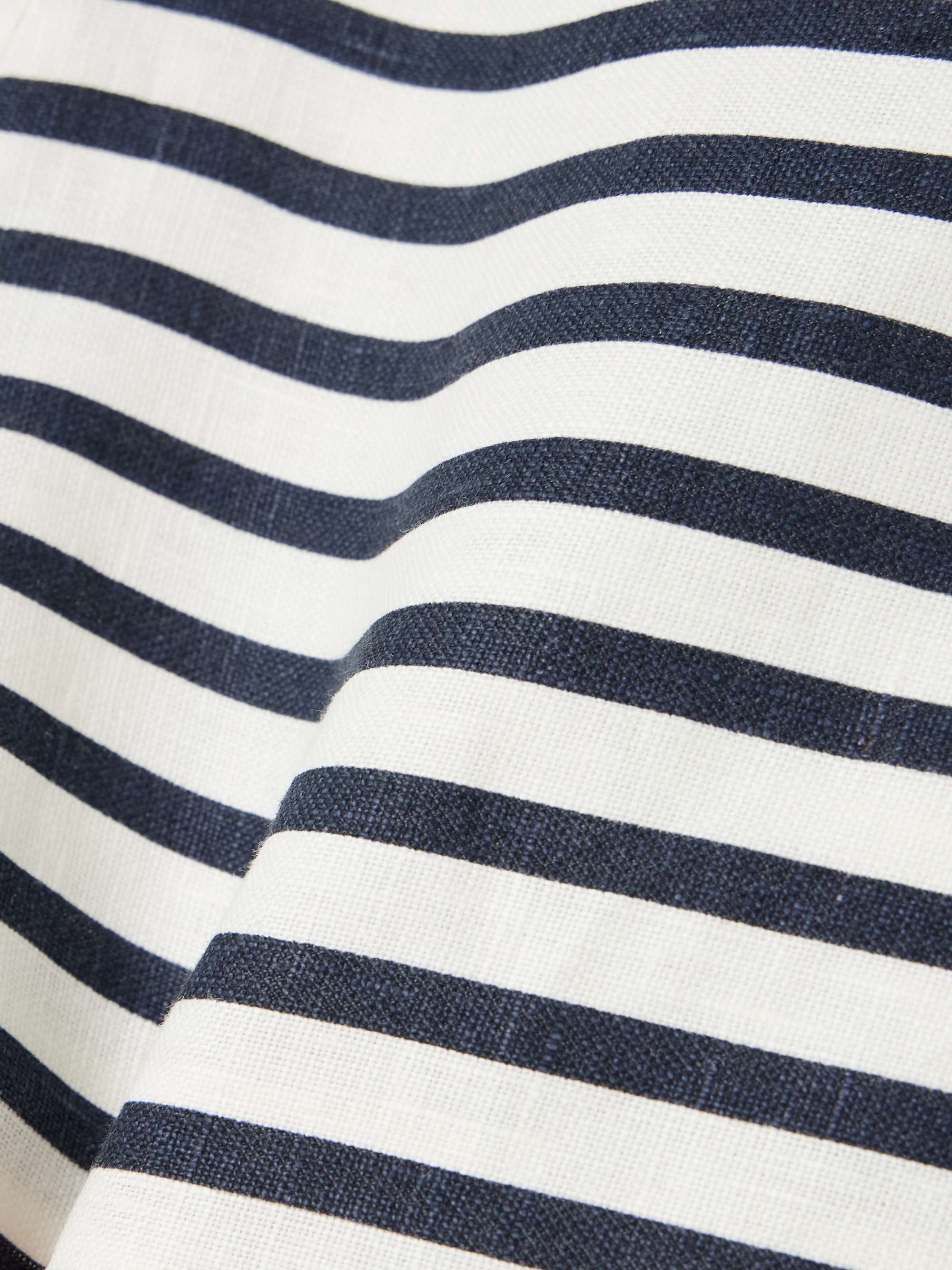 Lila striped linen shorts view